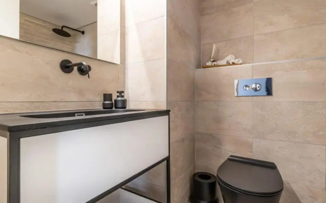 Magical 2BR Parking with amazing view in city gate