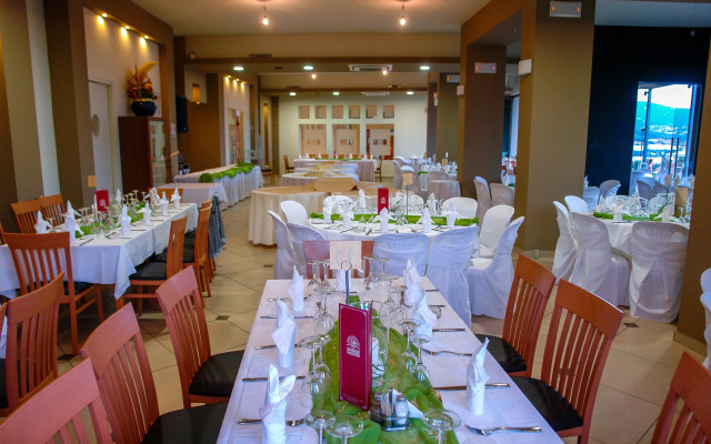 Marmari Bay Hotel