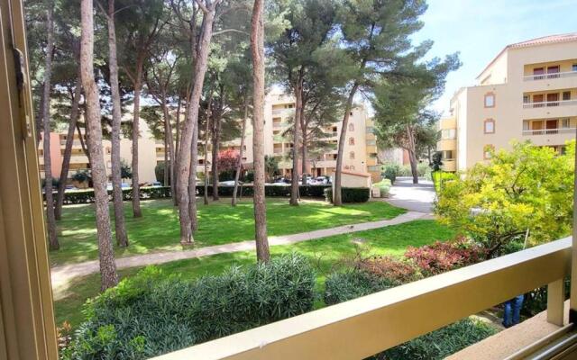 Appartement Six-Fours-les-Plages, 2 pièces, 4 personnes - FR-1-316-295