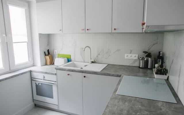 Zakroczymska 11A - New Town by Homeprime