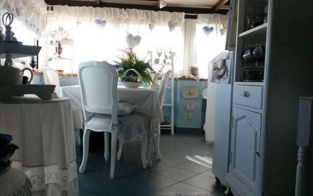 Lunartista Bed & Breakfast