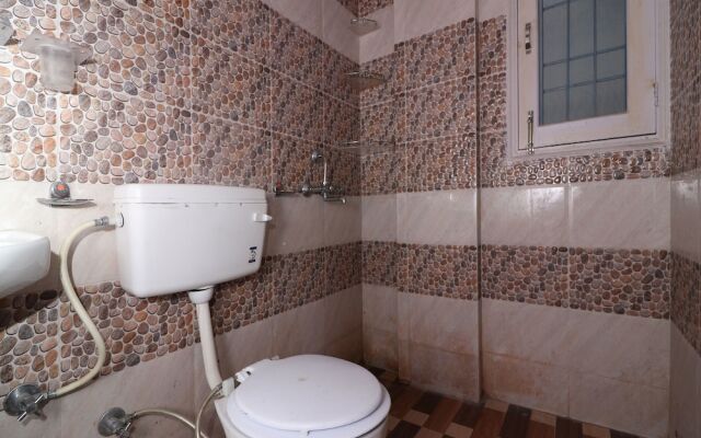 OYO 13421 Home Cozy Hill View 2BHK Chota Shimla