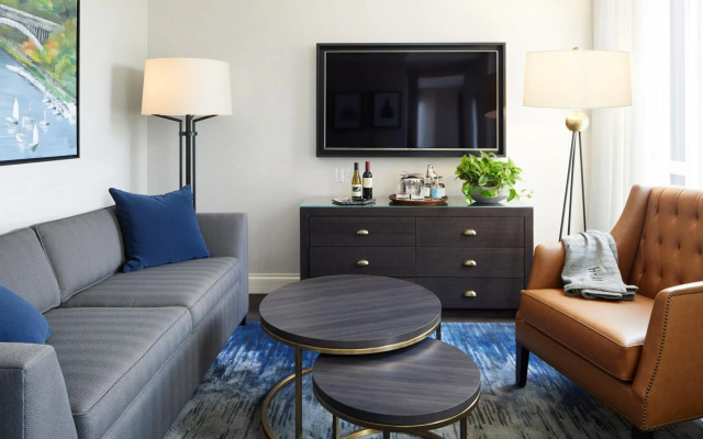 The Whitney Hotel