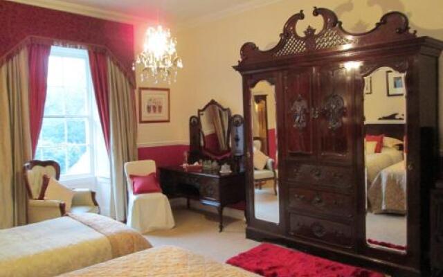Priskilly Forest Country House