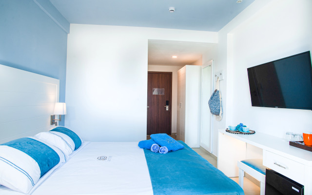 Acrotel Lily Ann Village
