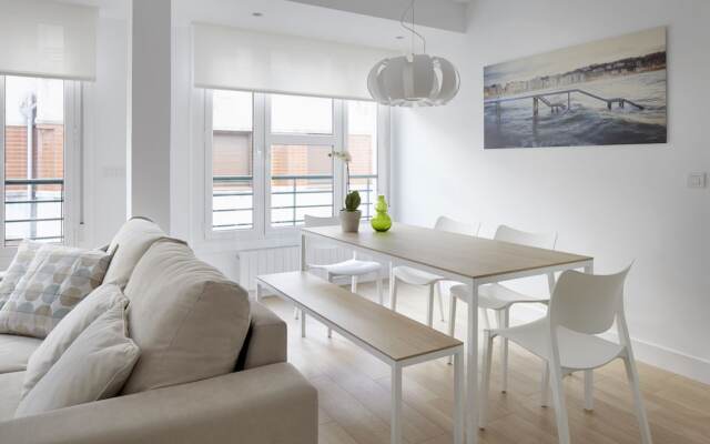Karkizano Apartment by FeelFree Rentals