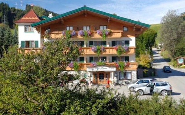 Hotel Garni Alpenland