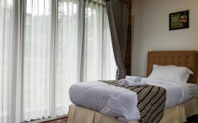 Giritengah Hotel