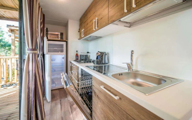 hu Norcenni Girasole Village