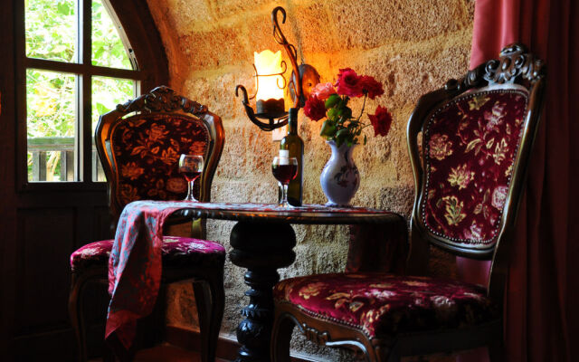 S. Nikolis Historic Boutique Hotel