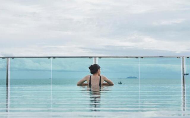 Romvi Holidays