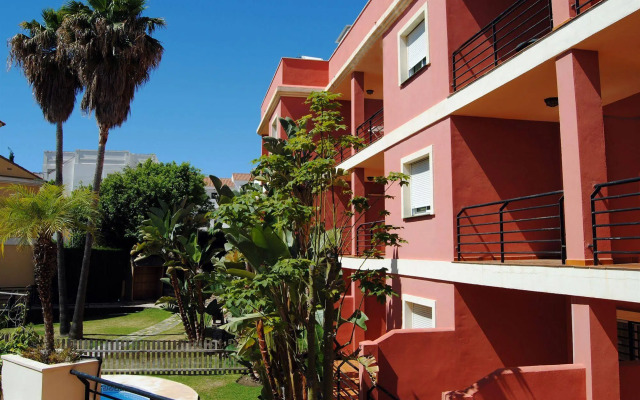 Apartamentos Turísticos Añoreta