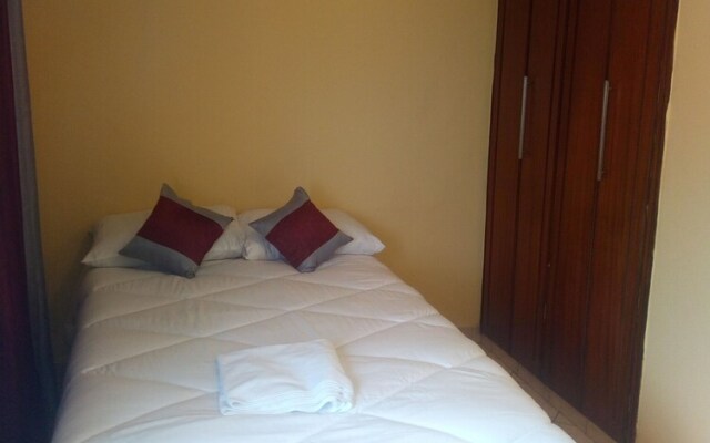 Plus 254 Hotel