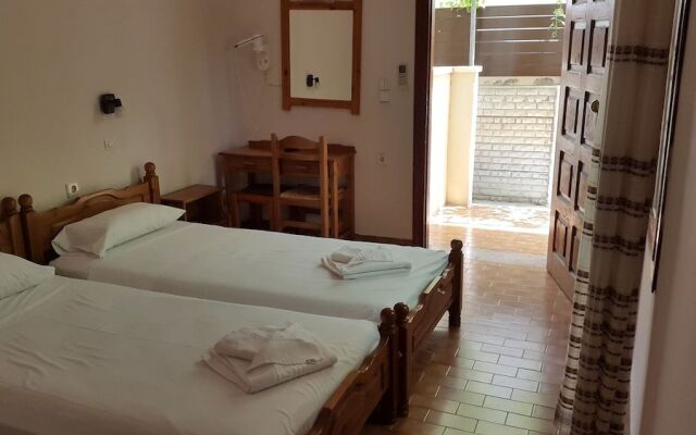 Stelios Rooms