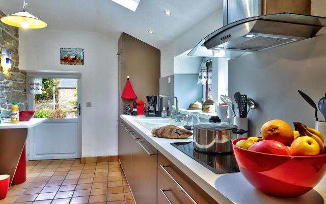 Inviting holiday home in Huelgoat with terrace