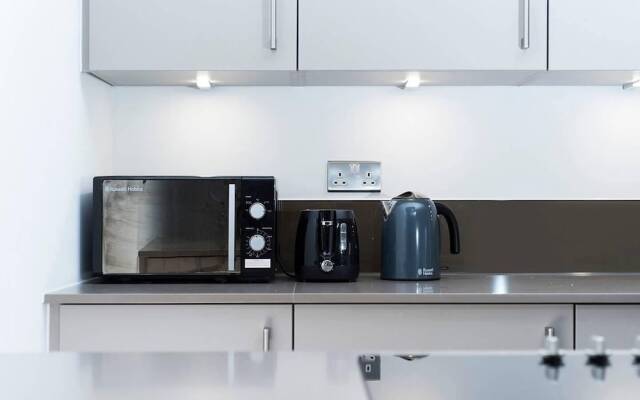 Stunning Contemporary 2br Apartment!