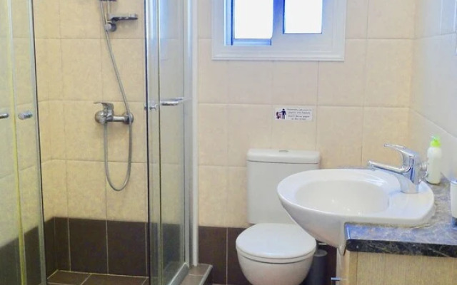 Stunning 2-bed Apartment in Poli Crysochous