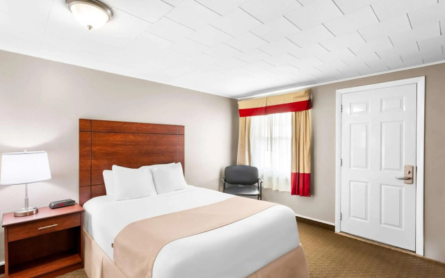 Rodeway Inn Gorham Riverside