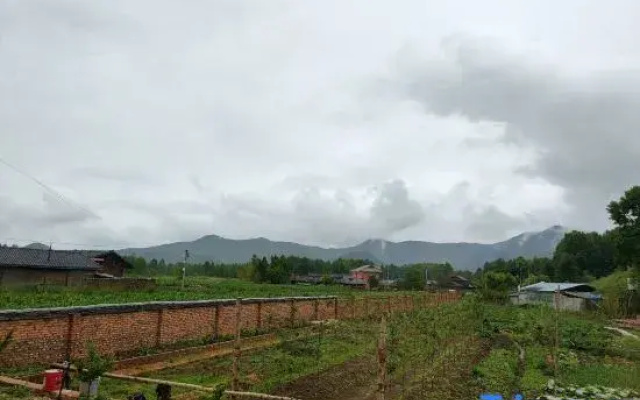 Xingchen Mountain View Courtyard of Lugu Lake