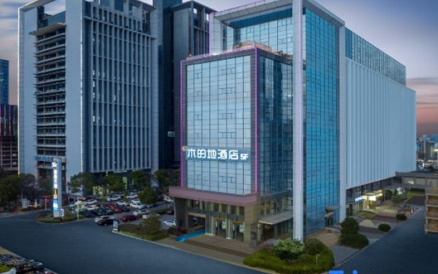 Yangzhou Mude Di Hotel (Jinghua City Yangzhou Vocational University)