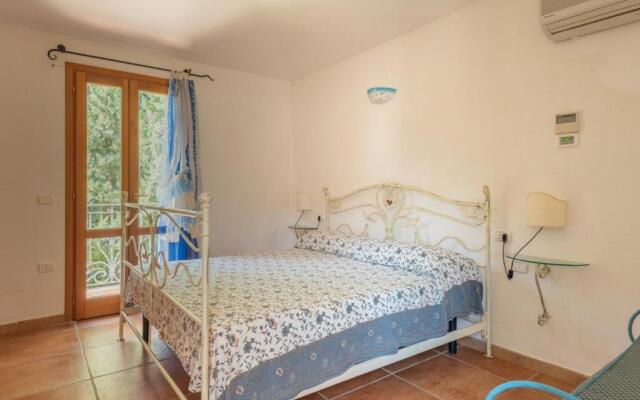 Bouganvillage Bilo With Shared Pool