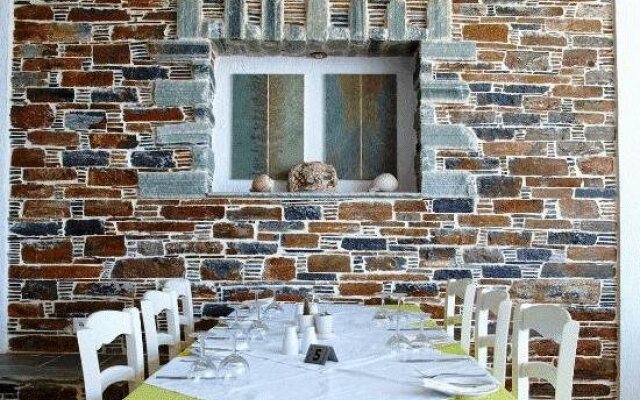 Apollon Suites