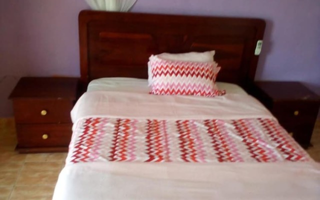 Nahubwe Safari Lodge