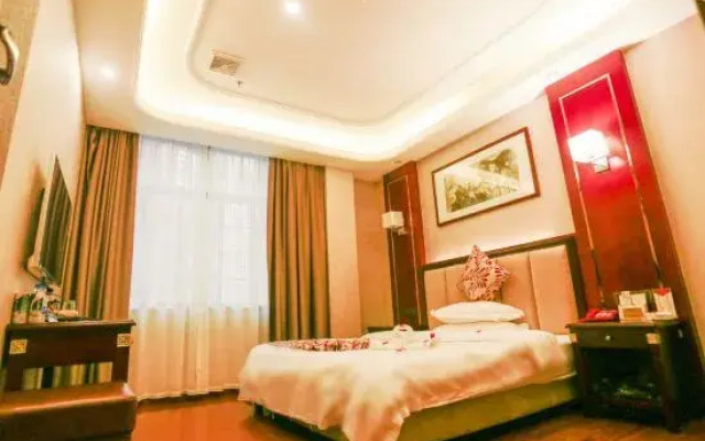 Tongxiang Business Hotel, Hengyang County