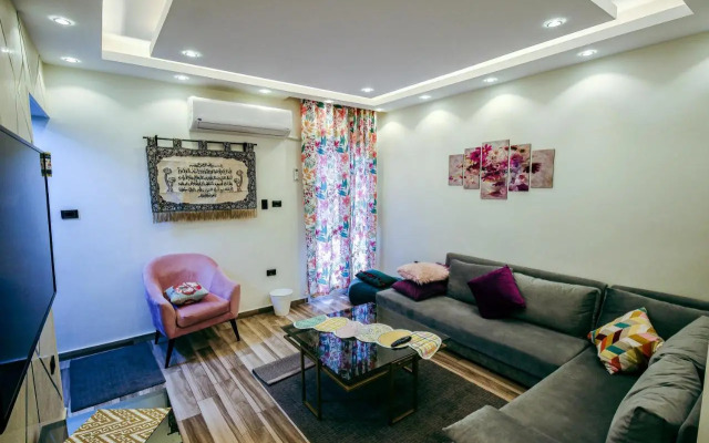 Comtemporary Apartment in Cairo's City Centre