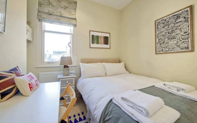 Spacious 3-bedroom Apartment in Earls Court