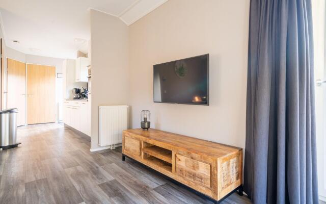 Modern Chalet Near De Veluwe National Park