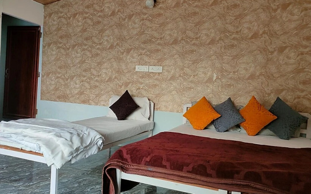 Camp in Rishikesh
