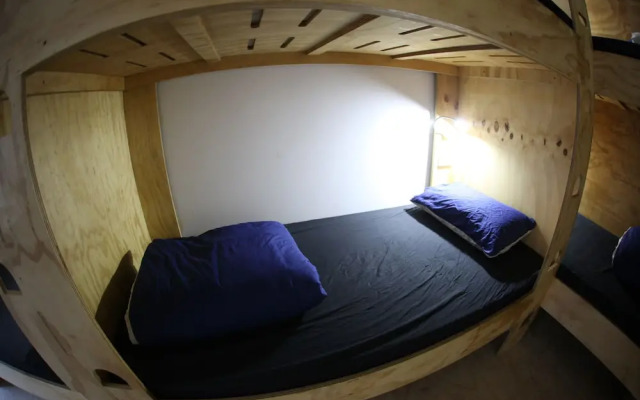 Adventure Inn Marahau - Hostel