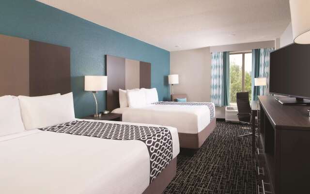 La Quinta Inn & Suites by Wyndham Atlanta Airport North