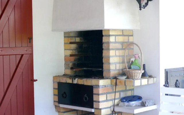 House With 6 Bedrooms in Saint-jean-de-luz, With Wonderful Mountain Vi