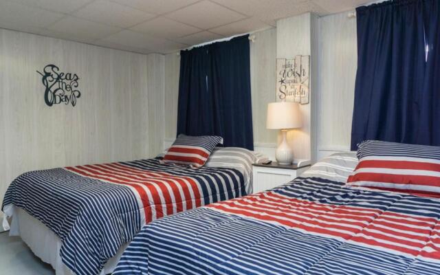 Friendship Lodge by Oak Island Accommodations