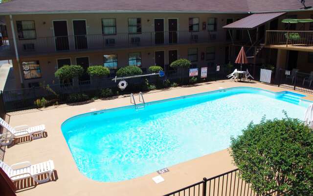 Americas Best Value Inn Malvern