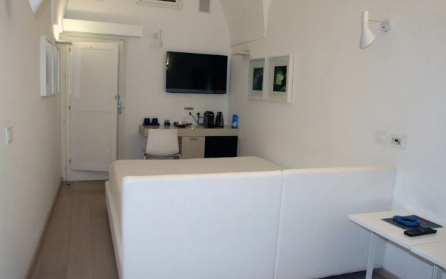 Santacroce Luxury Rooms