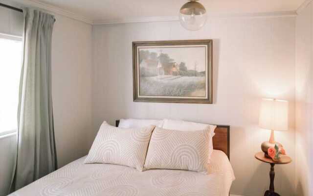 OAK Knoll Unit 9 #2407