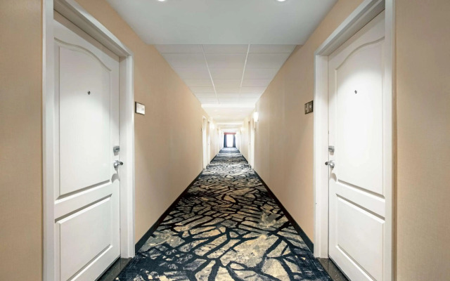 Hampton Inn by Hilton Toronto Airport Corporate Centre