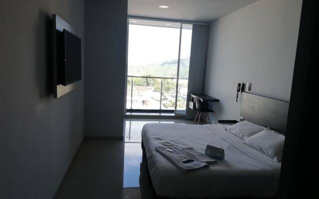 Hotel Doral Inn
