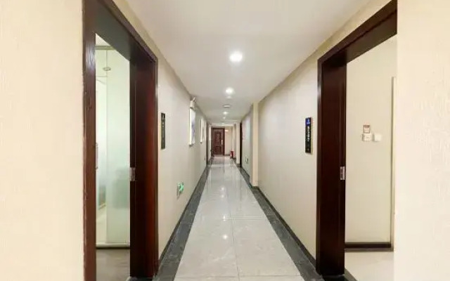 Mengzi Huiya Hotel (Xintiandi Pedestrian Street)