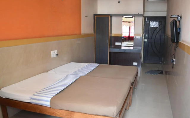 Abhiruchi Lodge Hassan