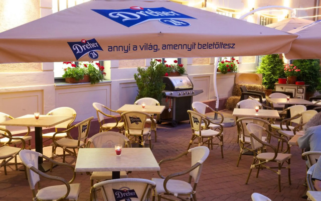 Erzsebet Kiralyne Hotel