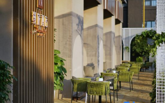 green manlv hotel（Nanchang Honggutan Wanda Plaza cuiyuan) ）