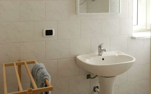 Cozy Holiday Home in Trecase With Balcony - Casa per Ferie