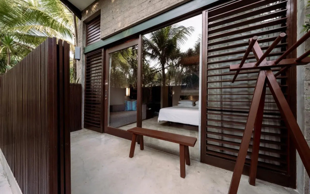 Hotel Komune and Beach Club Bali