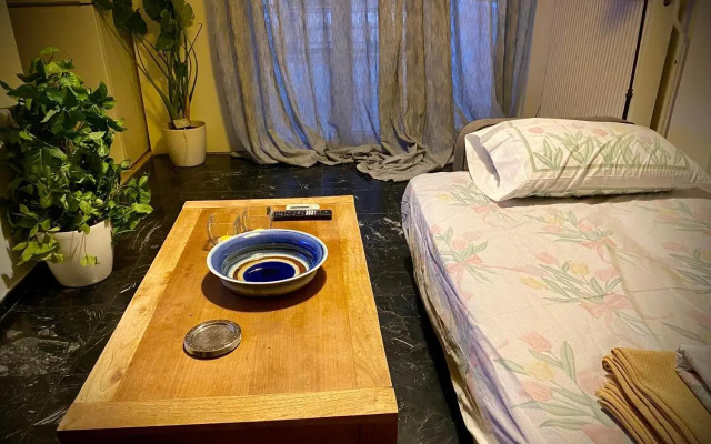 Lovely 50 sq penthouse & 25 sq balcony @ Glyfada