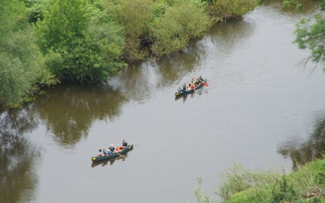 Warias Hotel & Restaurant