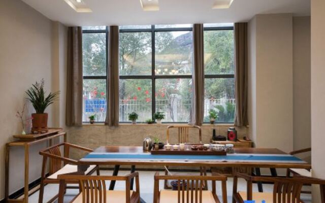 Zhihao Homestay